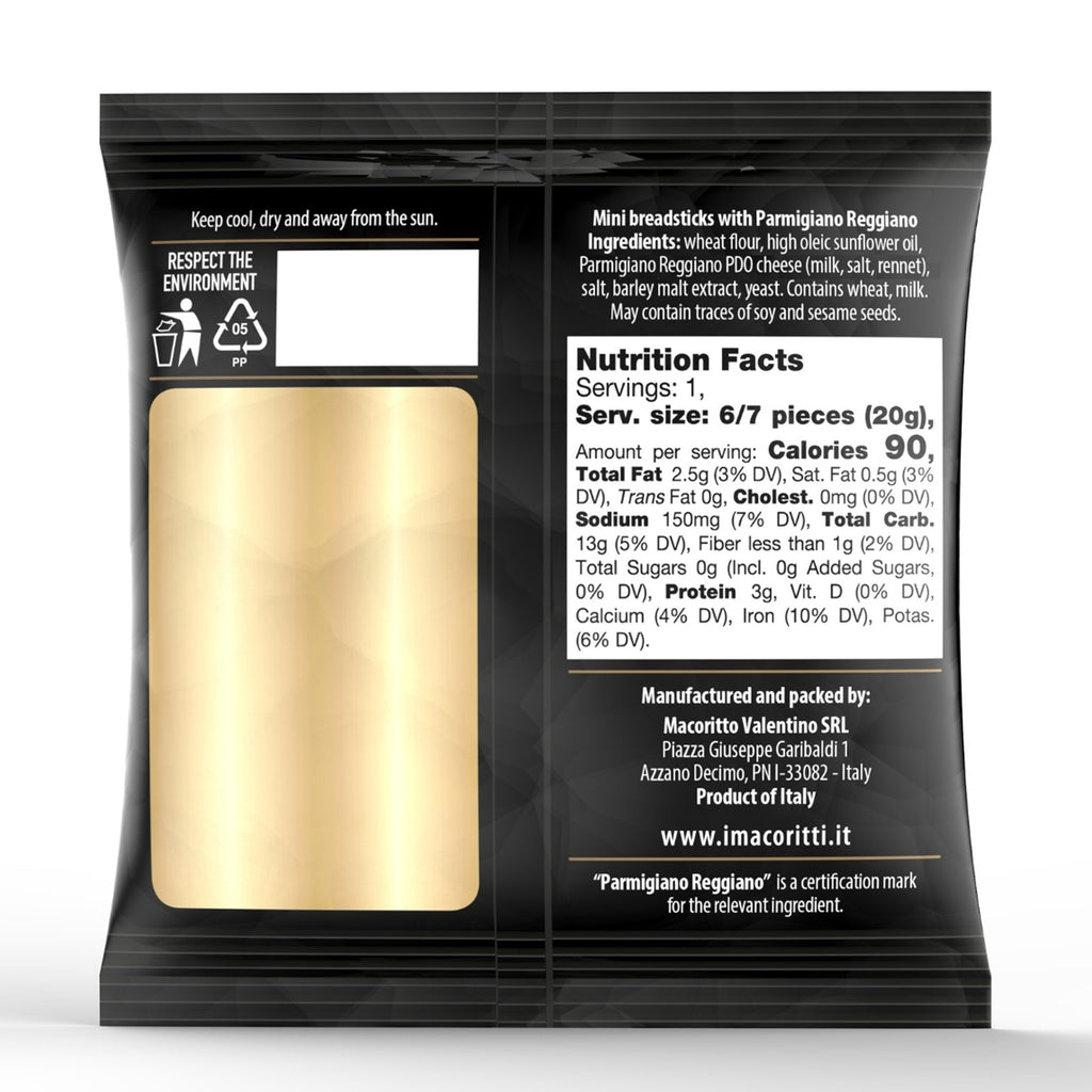 I Macoritti mini breadsticks snack with Parmigiano Reggiano cheese back pack 20g