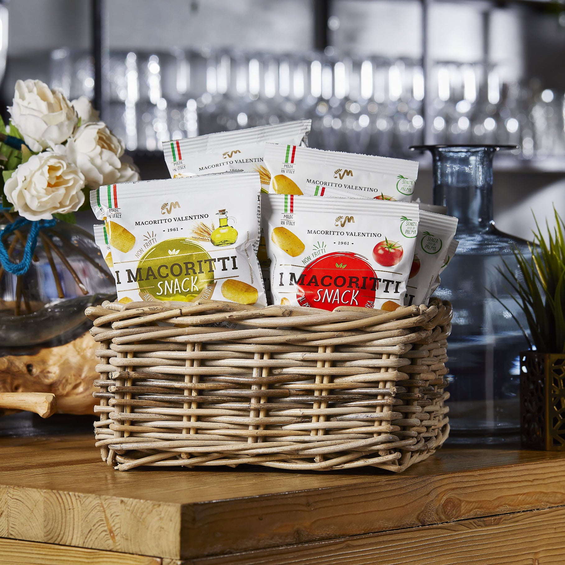 Assorted I Macoritti Snack mini breadsticks packs displayed in a wicker basket
